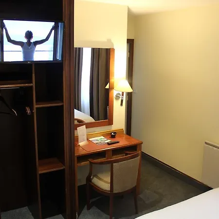 Le Carlton 3*