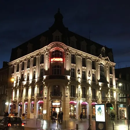 Le Carlton